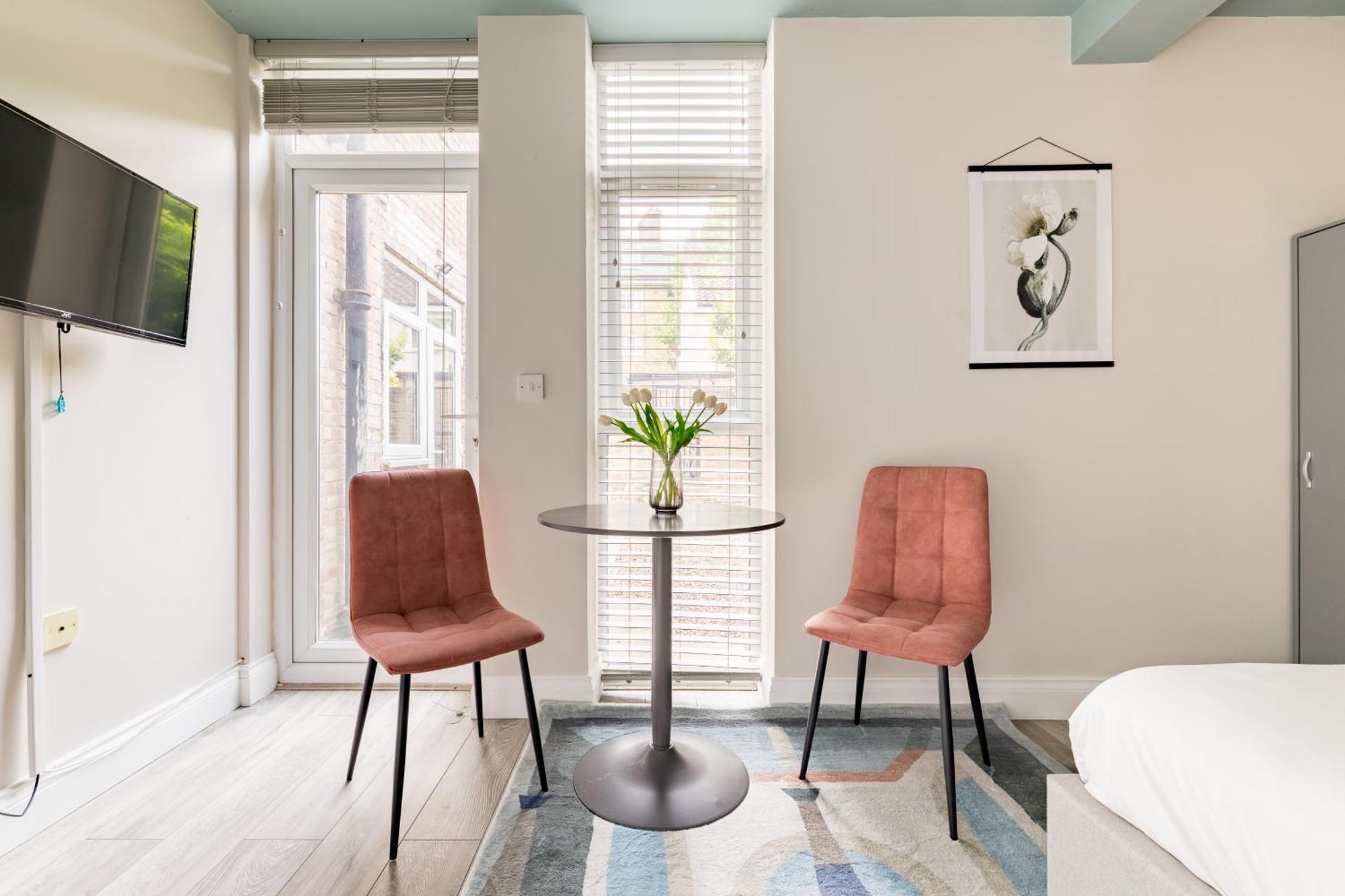 Euston Apartment